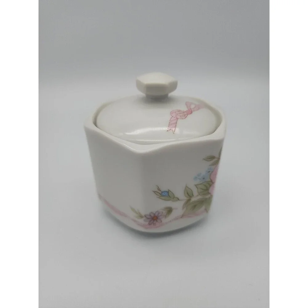 Vintage Covered Candle Japan Floral Design NEW!  Peach candle!  Gift Idea!